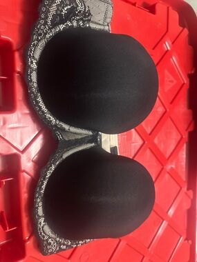 Strapless Black Lace-Trim Molded T-Shirt Bra